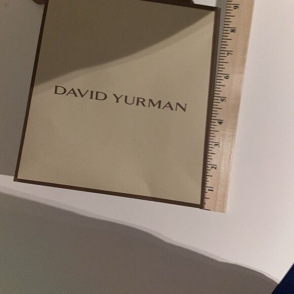 David Yurman Gift Bag With Ribbon Handles 8 in x 5 in - Picture 5 of 7
